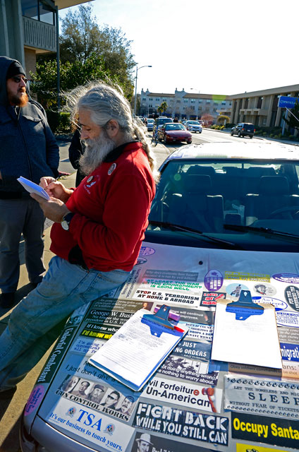 robert-norse-mobile-wells-fargo-demonstration-february-15-2012.jpg 